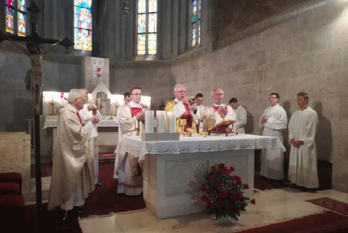 Brotnjak vlč. Jozo Mario Tolj u Zagrebu proslavio zlatnu misu