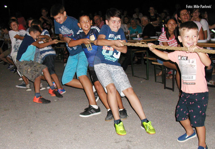 FOTO Na proslavi 23. Dana Paoče okupilo se više od 500 mještana, njihove rodbine i prijatelja