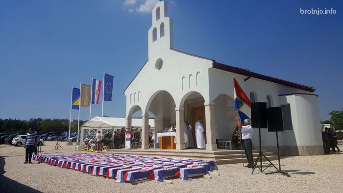 FOTO Na Groblju mira na Bilima održana komemoracija i ukop 111 neidentificiranih žrtava iz Drugog svjetskog rata i poraća