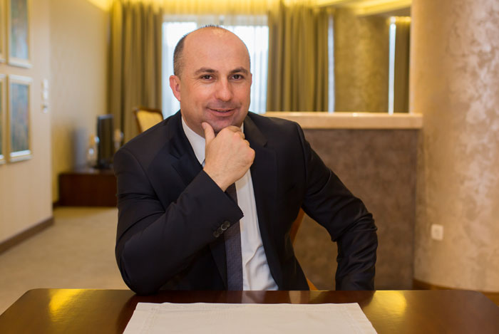 Ministar Lasić uputio čestitku povodom obilježavanja Dana vozača i automehaničara