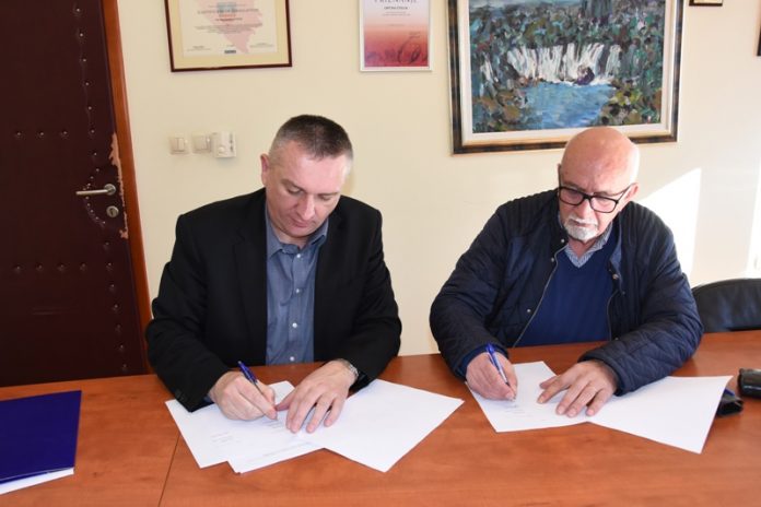 Općina Čitluk i Putovi Grude potpisali ugovor o izvođenju radova na izgradnji nogostupa u Bijakovićima