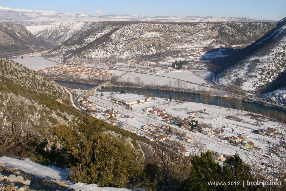 Gdje Neretva hladna teče…