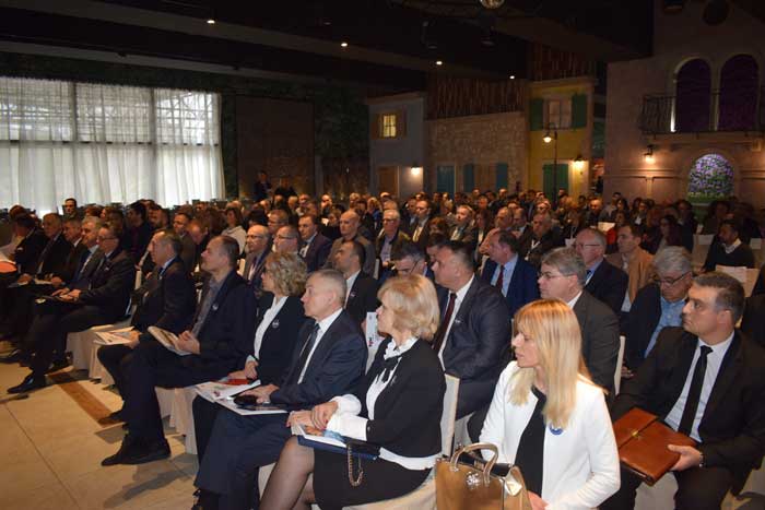 Prvi Sveučilišni gospodarski forum potaknuo suradnju akademske zajednice s gospodarstvenicima