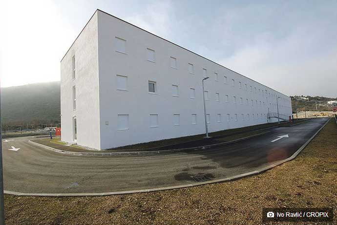 Hercegovac izgradio hotel za sezonske radnike koji rade u njegovih 9 hotela na Makarskoj rivijeri