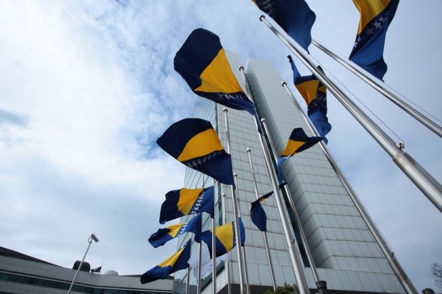 Na na na na nana, na na na na na: Himna BiH 19 godina bez teksta