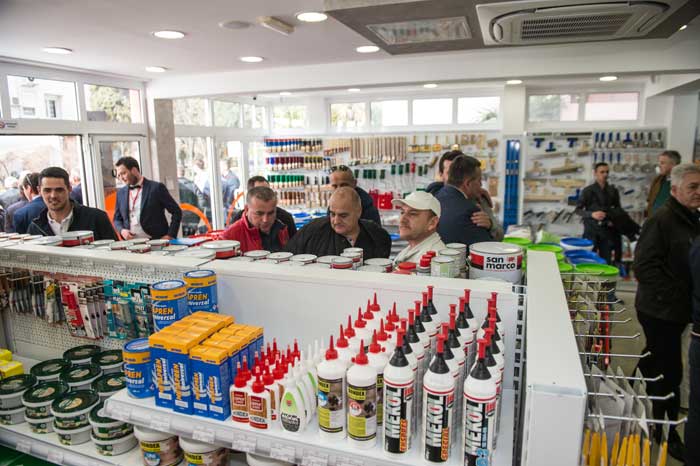 FOTO: Zavirite u malo carstvo boja Duga – tehne u Mostaru