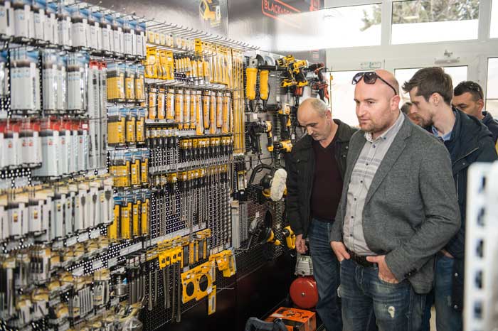 FOTO: Zavirite u malo carstvo boja Duga – tehne u Mostaru