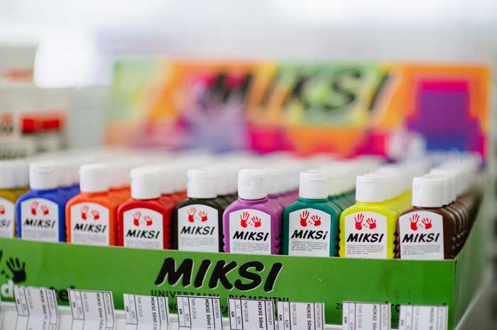 FOTO: Zavirite u malo carstvo boja Duga – tehne u Mostaru