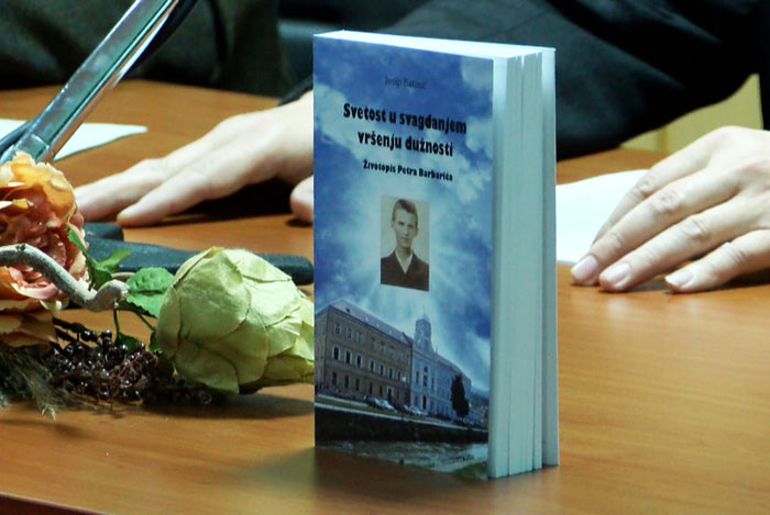 VIDEO U novoj Kerigmi predstavljena nova knjiga o sluzi Božjem Petru Barbariću