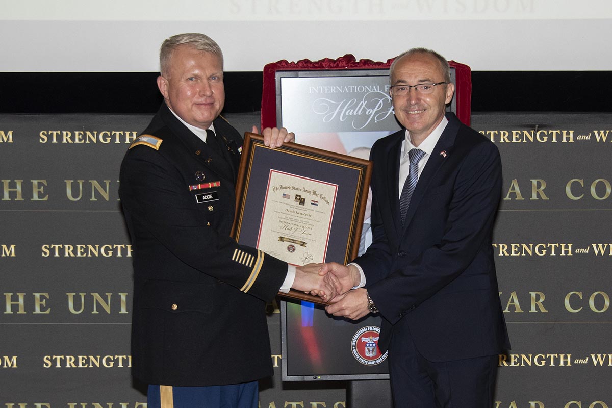 Ministar Damir Krstičević ušao u kuću slavnih Ratne škole američke Kopnene vojske