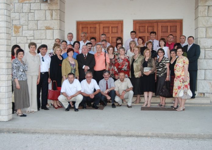 Najava proslave 40. obljetnice mature prve generacije maturanata Gimnazije Čitluk