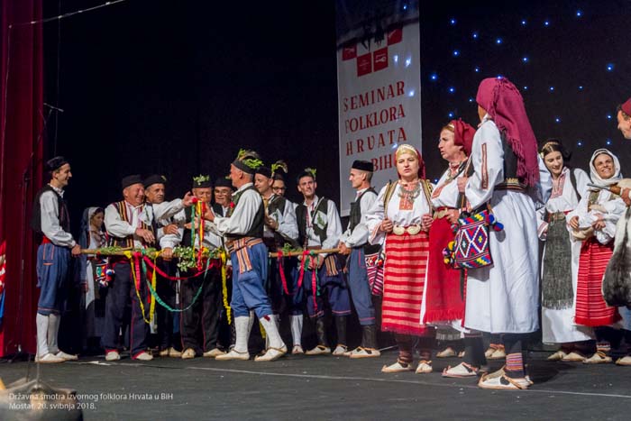 FOTO: Održana državna smotra izvornog folklora Hrvata u BiH