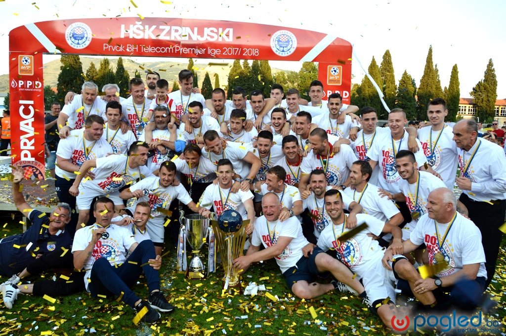 Nogometašima Zrinjskog uručen pehar i medalje za osvojeno prvo mjesto