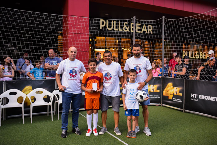 FOTO | HT Eronet & Mepas Mall: ZAVLADALA NOGOMANIA!