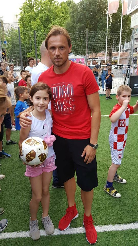 FOTO | HT Eronet & Mepas Mall: ZAVLADALA NOGOMANIA!