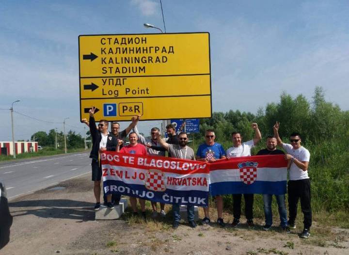 FOTO: Brotnjaci u velikom broju stigli u Rusiju podržati Vatrene!