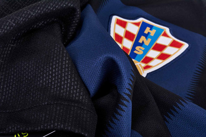 Vatreni i u polufinalu u sretnim crnim dresovima!