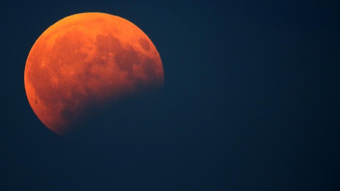 Uživajte u nebeskom spektaklu: Pomrčina Mjeseca trajat će 103 minute!