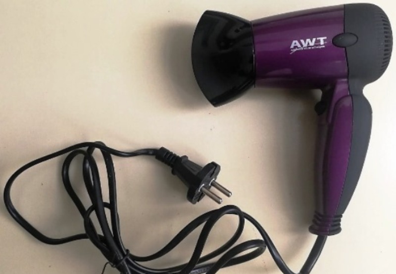 Fen za kosu opasan po život: Na tržištu dva proizvoda koji mogu izazvati strujni udar