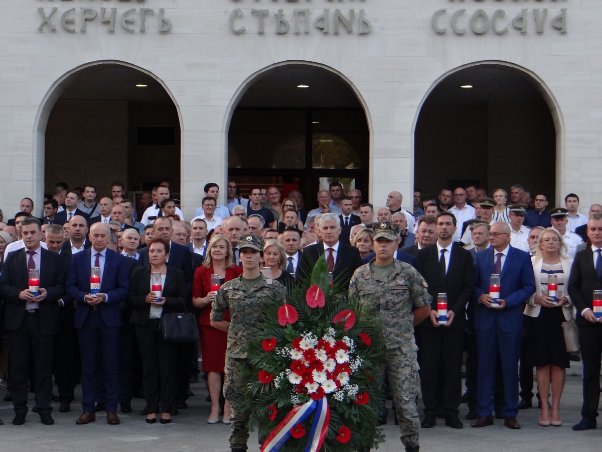 FOTO: Svečanom akademijom obilježena 25. obljetnica Hrvatske Republike Herceg Bosne