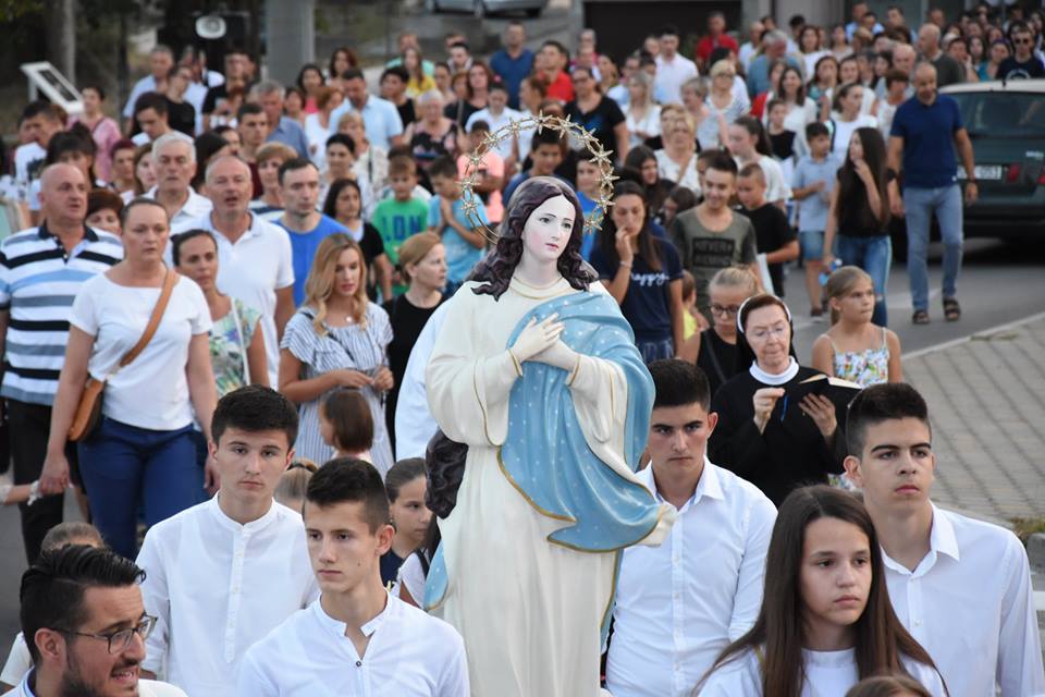 Tradicionalna procesija na uočnicu Velike Gospe u Čitluku