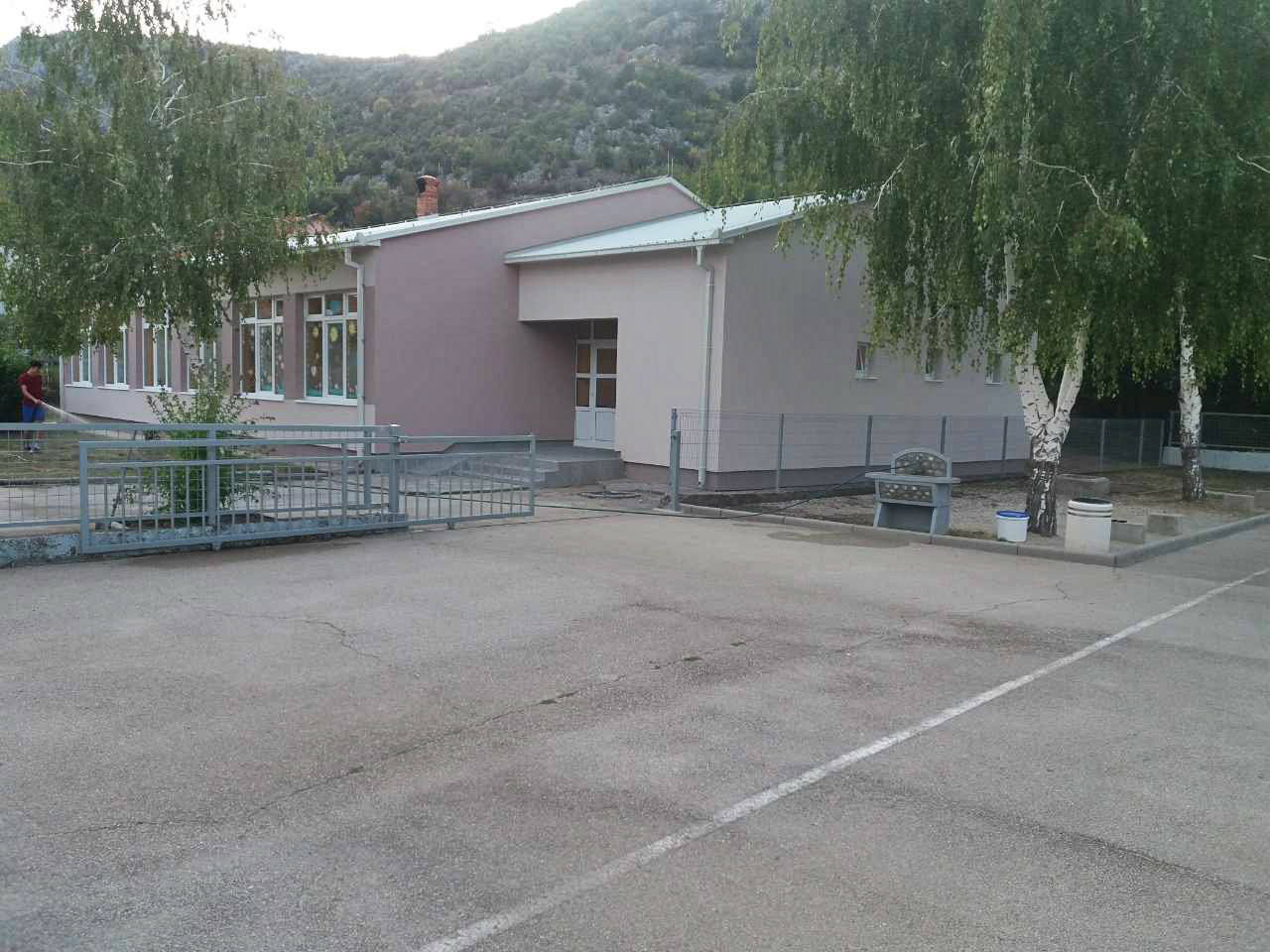 FOTO: Završena obnova zgrade područne škole, igrališta i školskog dvorišta u Biletić Polju