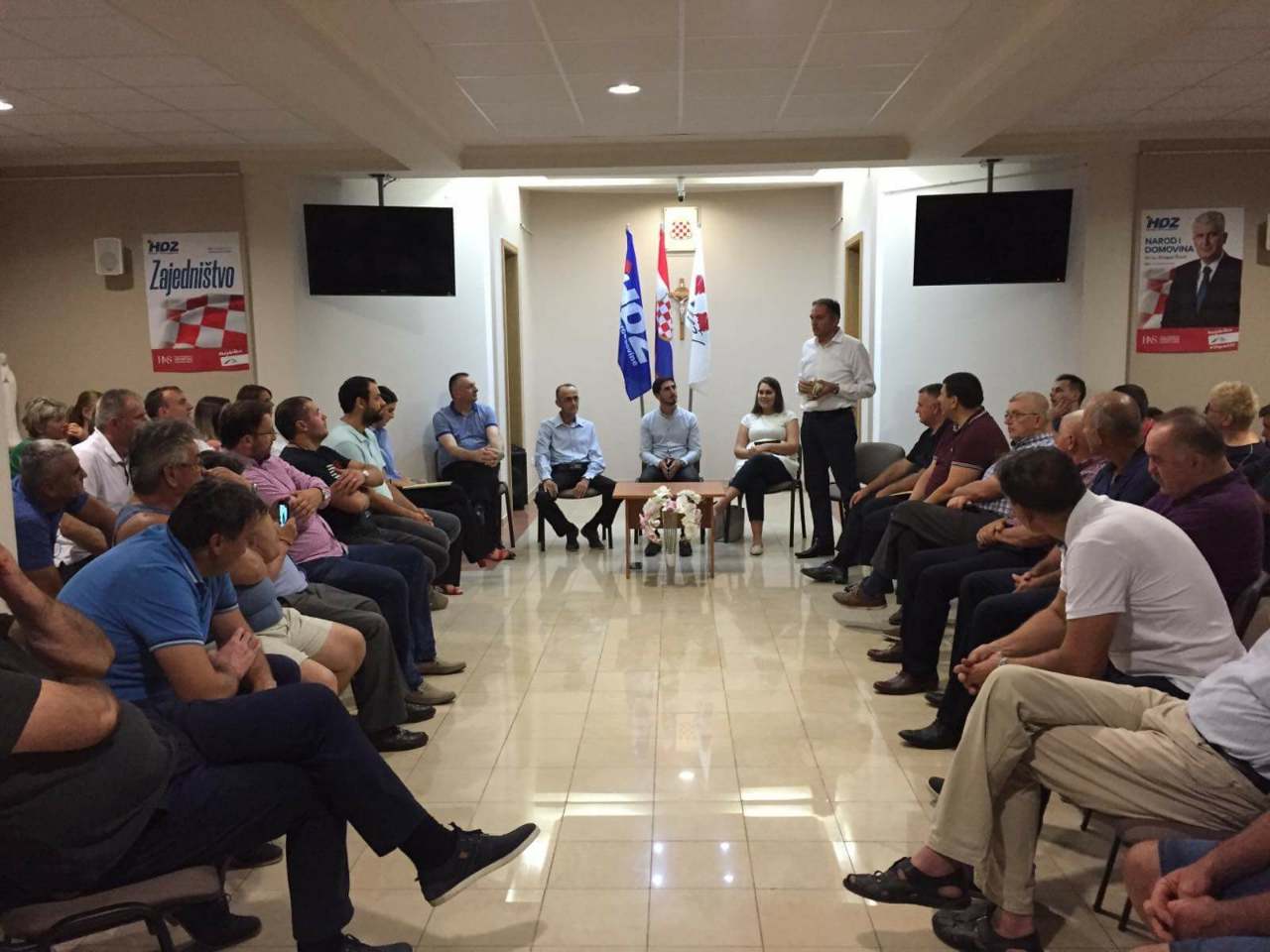 FOTO: Održan predizborni skup HDZ-a BiH u Biletić Polju