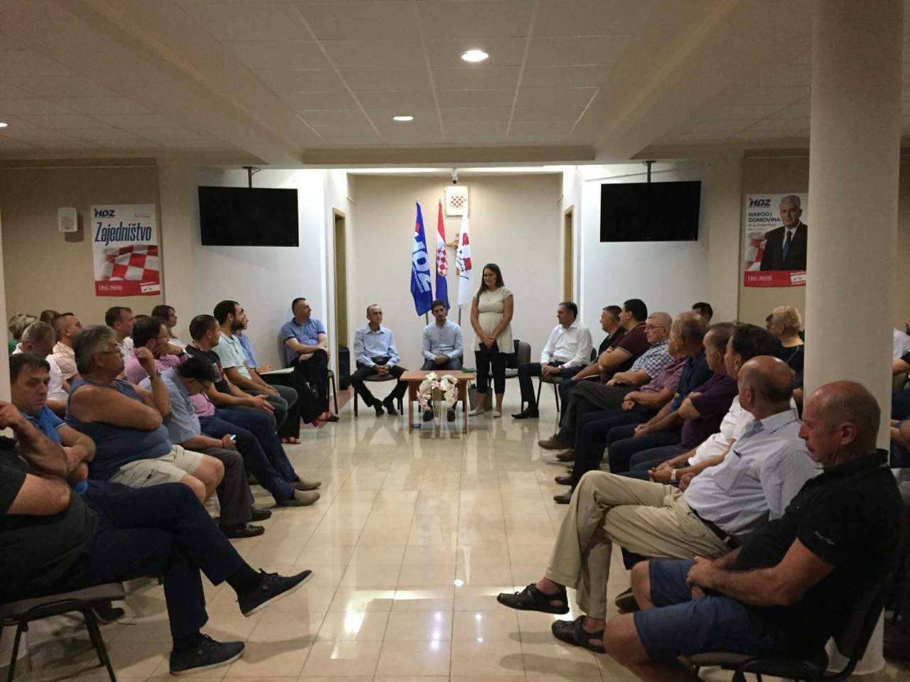 FOTO: Održan predizborni skup HDZ-a BiH u Biletić Polju