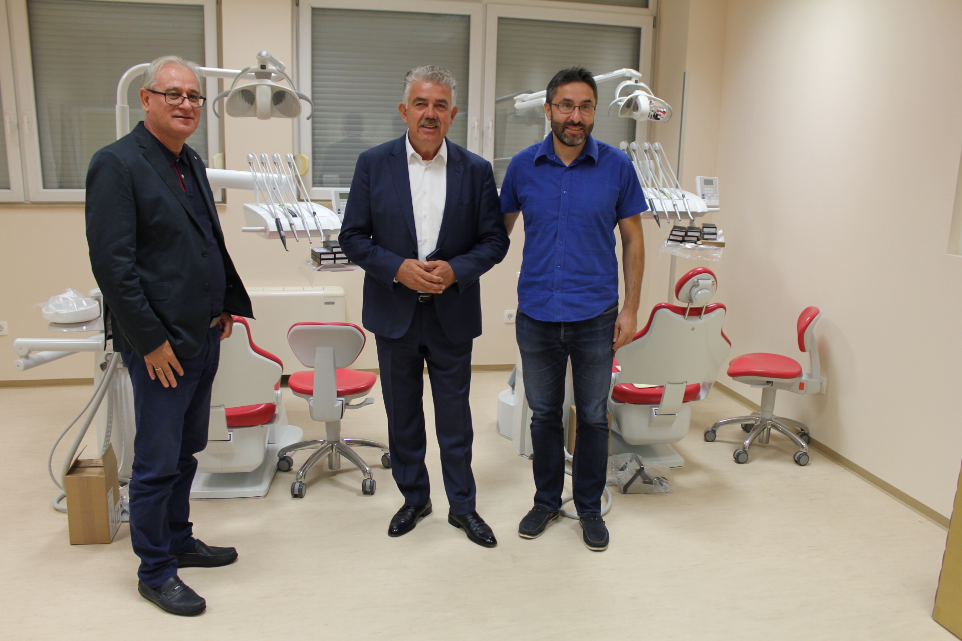 Potpora Vlade HNŽ studiju dentalne medicine