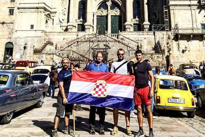 Pješice prešli 800 kilometara: Hodočasnici iz Herceg Bosne stigli u Santiago de Compostelu