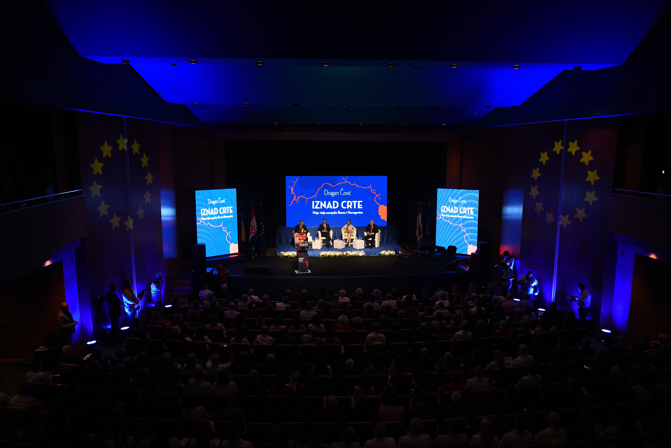 Kosača puna do posljednjeg mjesta: Predstavljena Čovićeva knjiga “Iznad crte – moja vizija europske Bosne i Hercegovine”