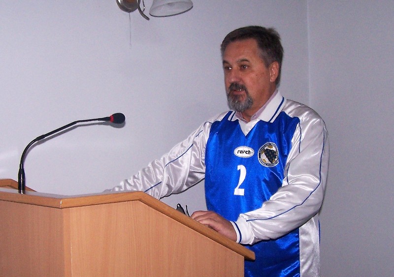 Opsenica sa skupštinske govornice: „Bože, oprosti im, jer ne znaju što čine.“