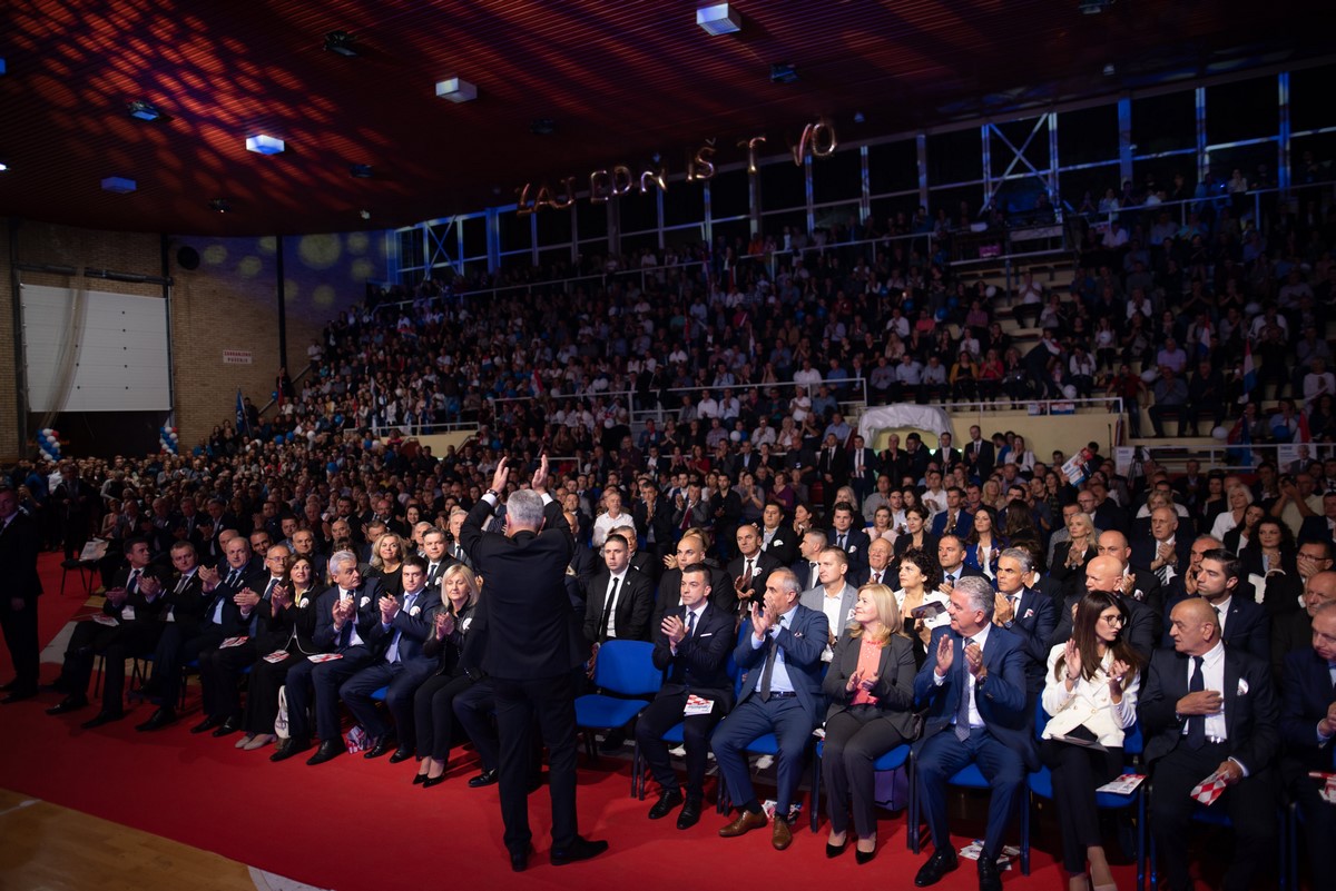 FOTO: Čović i Plenković iz Mostara najavili pobjedu: Podrška legitimnom predstavljanju i europskom putu BiH