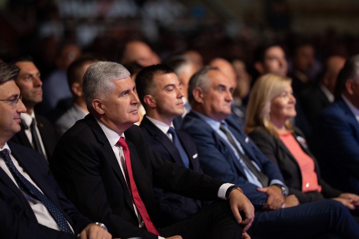 FOTO: Čović i Plenković iz Mostara najavili pobjedu: Podrška legitimnom predstavljanju i europskom putu BiH