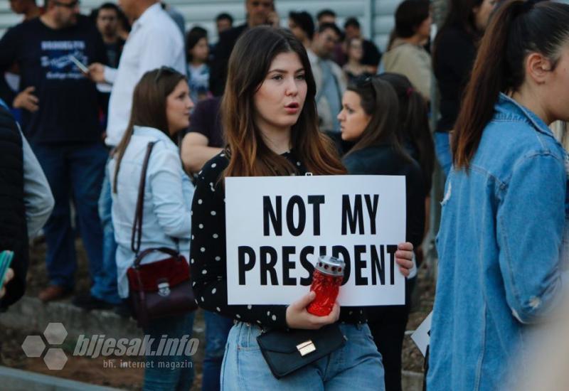 RIP Democracy BiH: Prosvjed protiv Komšića u Mostaru
