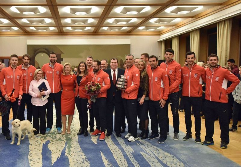 Predsjednica odlikovala igrače i stručni stožer hrvatske teniske reprezentacije