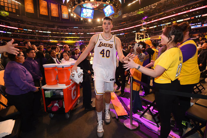 Zubac rastura: Za 36 minuta zabio 24 koša, upisao 16 skokova i četiri blokade!