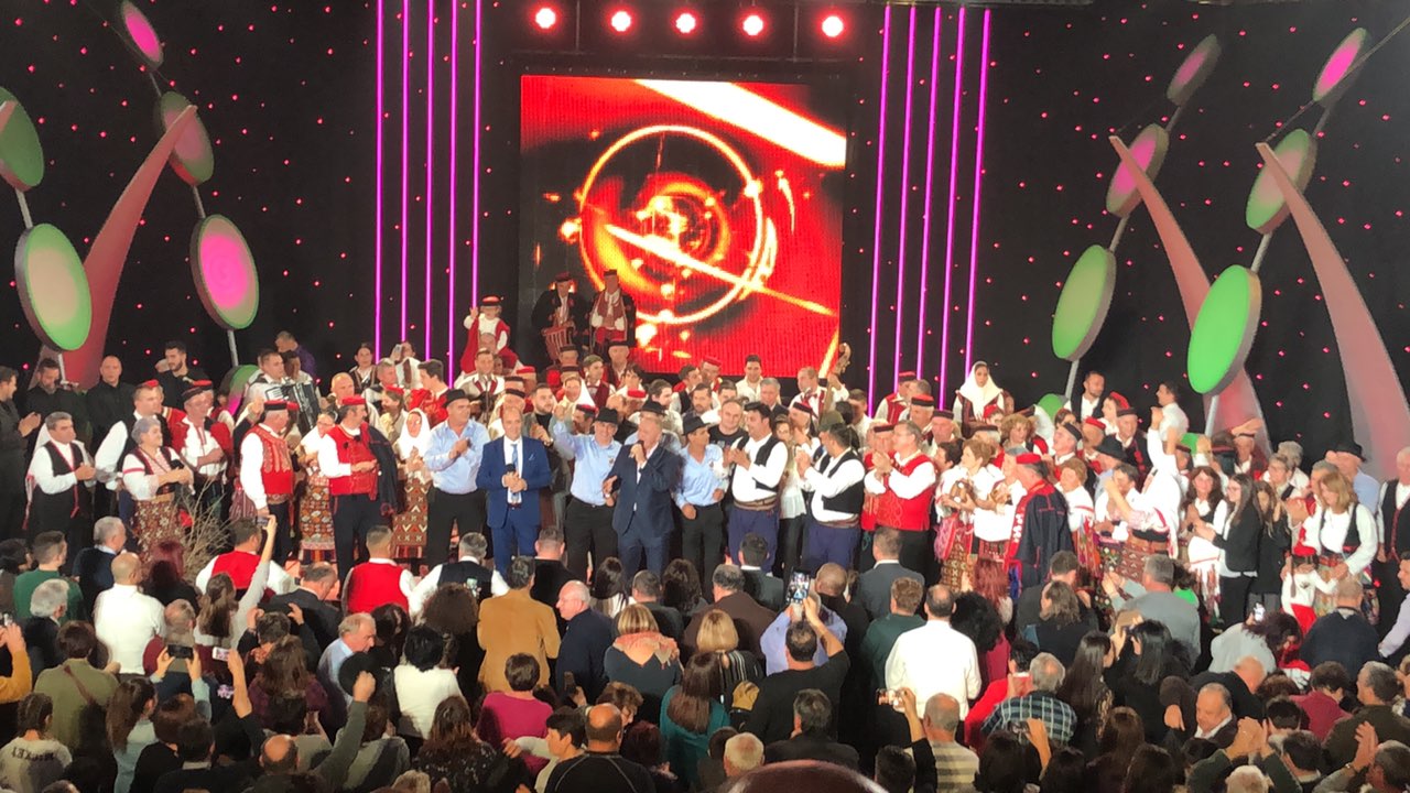 FOTO: HKUD sv. Marko Vionica na snimanju “Lijepom našom” u Benkovcu