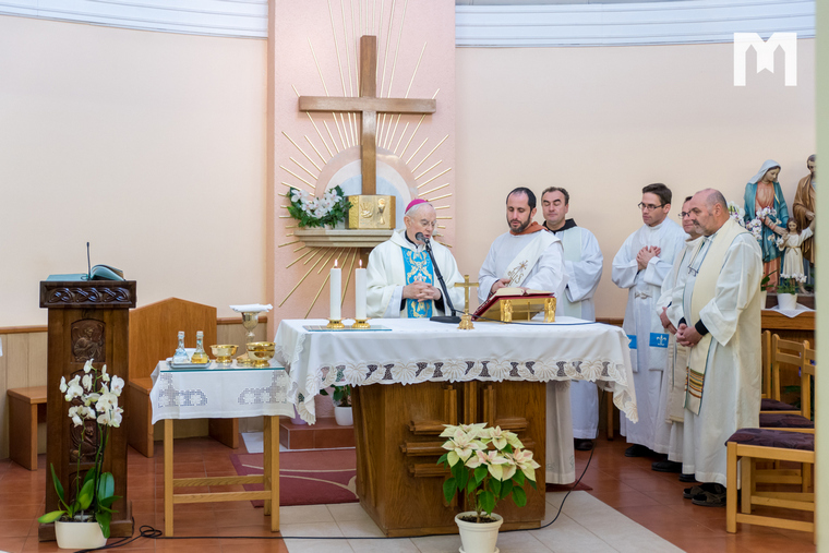 Mons. Henryk Hoser s članovima međugorskih molitvenih zajednica