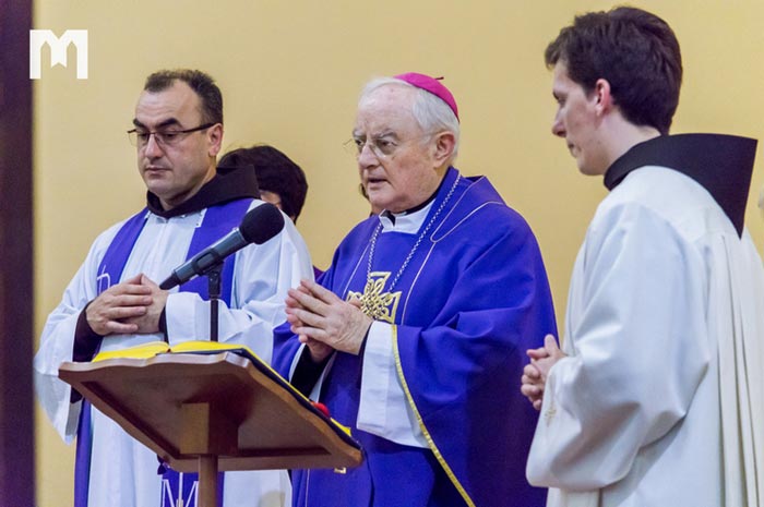 Mons. Hoser: Čuvajte obitelj i svoj identitet!