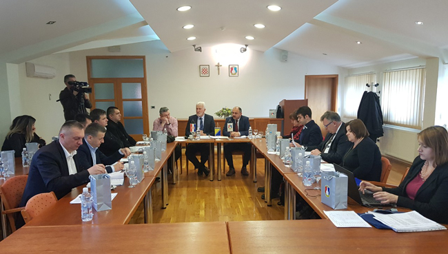 Općine i gradovi traže nove zakone o pripadnosti javnih prihoda i o principima lokalne samouprave