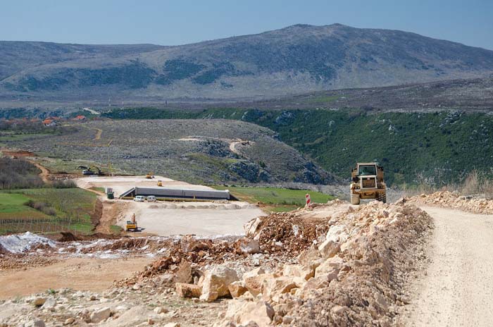 FOTO-VIDEO: Pogledajte kako teku radovi na izgradnji autoceste – poddionica Buna – Počitelj