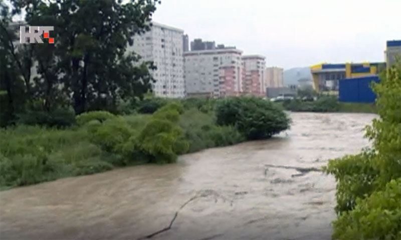 Poplave opet prijete BiH, kritično u Tuzli