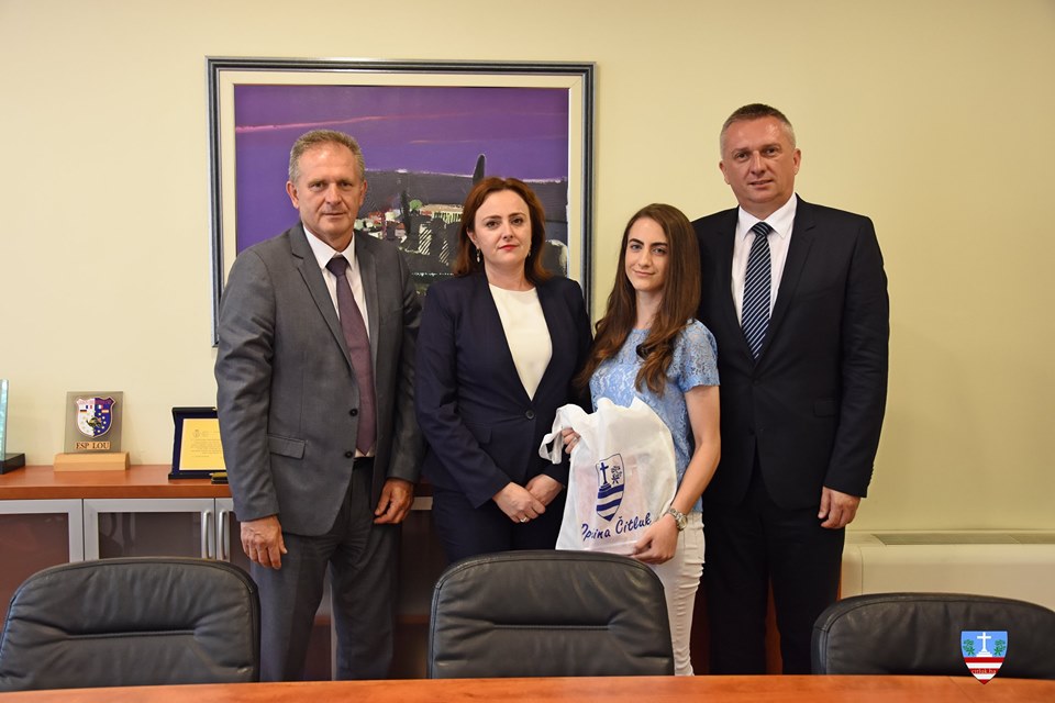 Održan prijem za najuspješniju učenicu 42. generacije maturanata SŠ dr. fra Slavka Barbarića