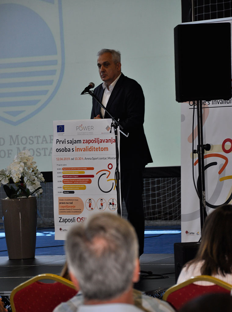 FOTO: Prvi sajam zapošljavanja osoba s invaliditetom u BiH održan u Mostaru