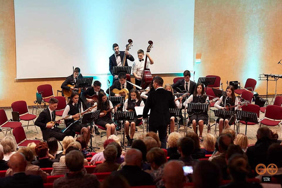 Tamburaši iz Šurmanaca najbolji na 42. Međunarodnom festivalu umjetničke tamburaške glazbe