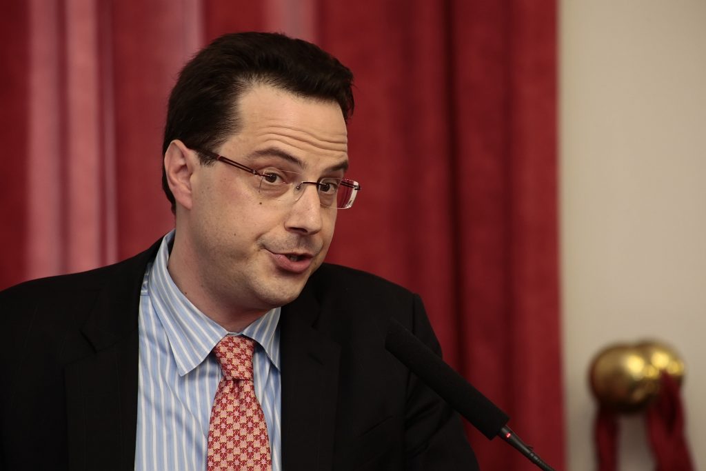 Kako se krčmilo u Aluminiju: Nije čudo što je propao nego što je živio toliko dugo s ovakvim vodstvom!