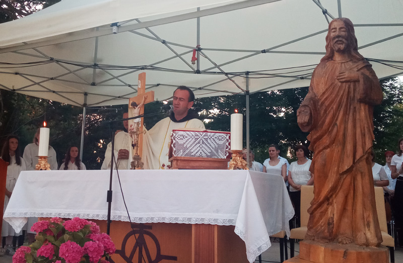 FOTO: U Gornjoj Blatnici proslavljen blagdan Presvetoga Srca Isusova