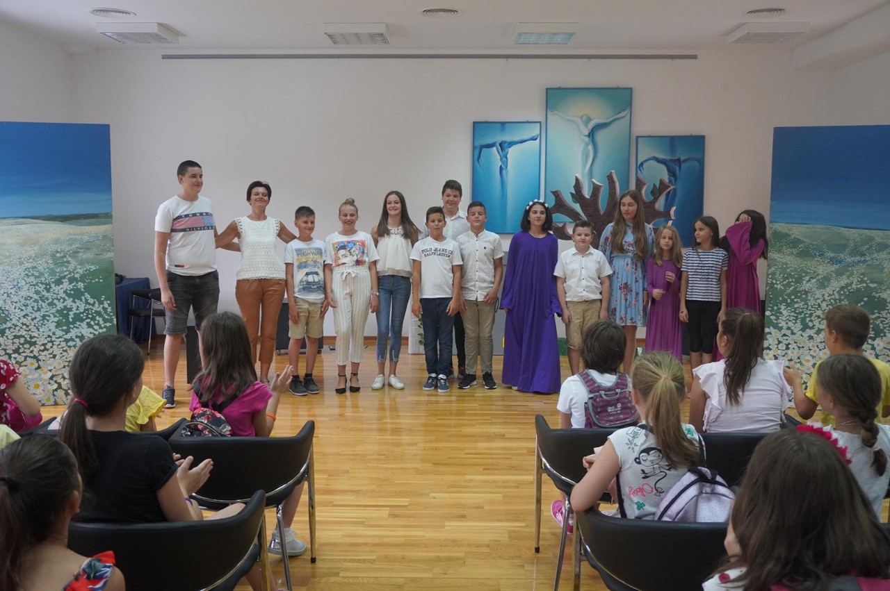 FOTO: Mini turneja mladih glumaca iz Gradnića