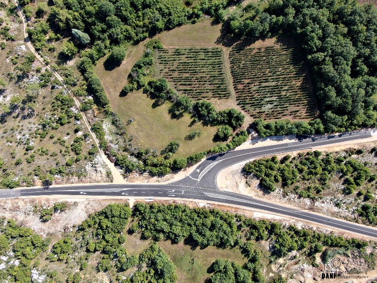 Ministarstvo prometa i veza HNŽ uredilo važno raskrižje na cesti R425